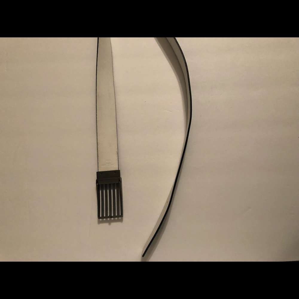 Calvin Klein belt size 36 - Picture 5 of 7